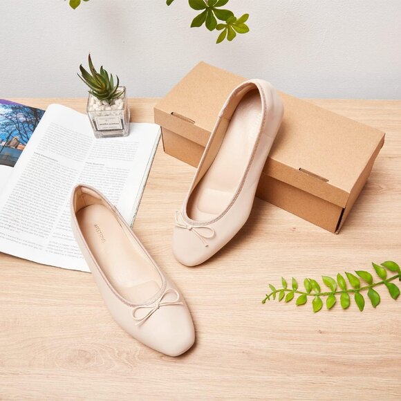 Women's Ivory Polyurethane Closed Round Toe Comfortable Bow Ballet Flats Shoes - Picture 5 of 7